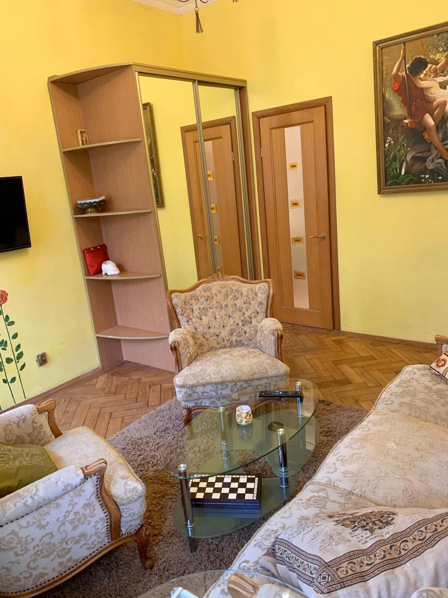Уютная Квартирка В Центре Lwów Zewnętrze zdjęcie